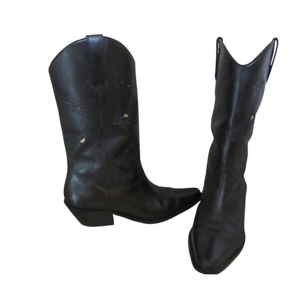 Matisse Cowboy Style Black Leather Boots w Laser Cut Design, Size 9M - Picture 2 of 6